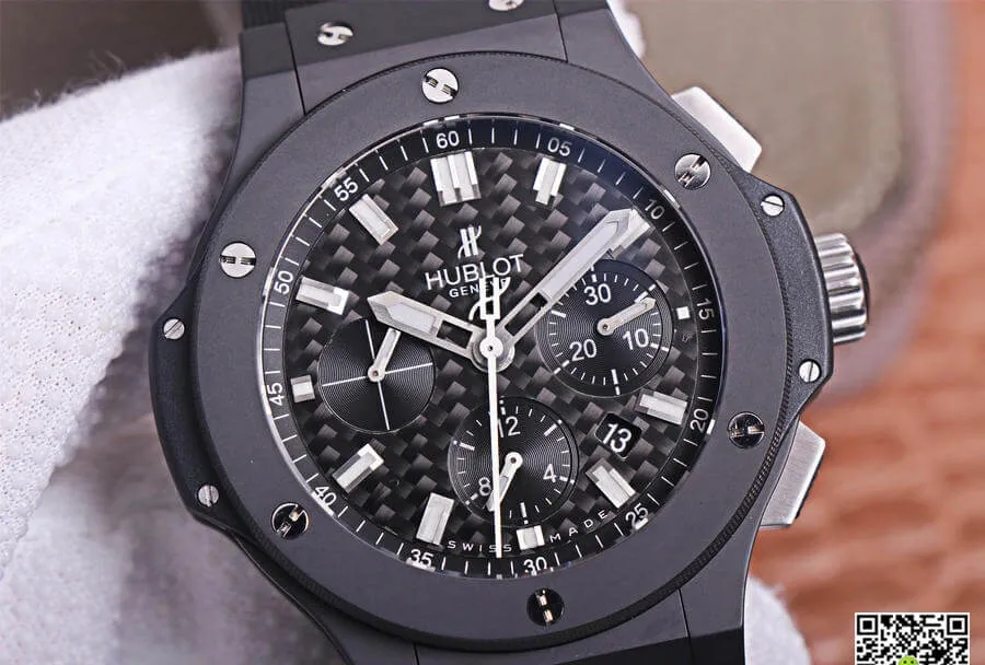 Hublot Big Bang 301.QX.1724.RX V6 Factory 1:1 Best Edition Replica Watch Carbon Fiber Case